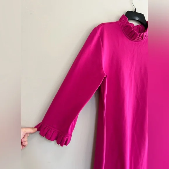 Jude Connally Ruffled Neck and Cuff Short Shift Dress in Fuschia Pink, size L - Picture 5 of 8
